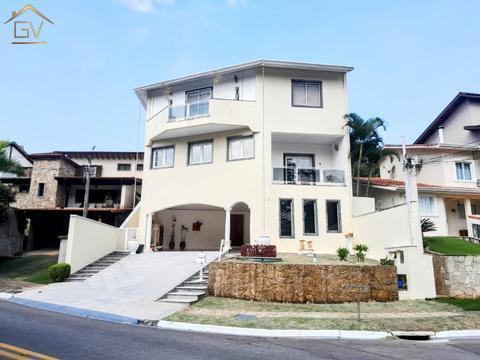 Casa à venda na Granja Viana, 4 suítes, com 477.28 m², São Paulo II